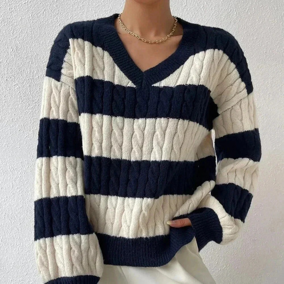 Multicolor Casual Women's Two Tone Cable Knit Drop Shoulder Sweater - Picture 5 of 6